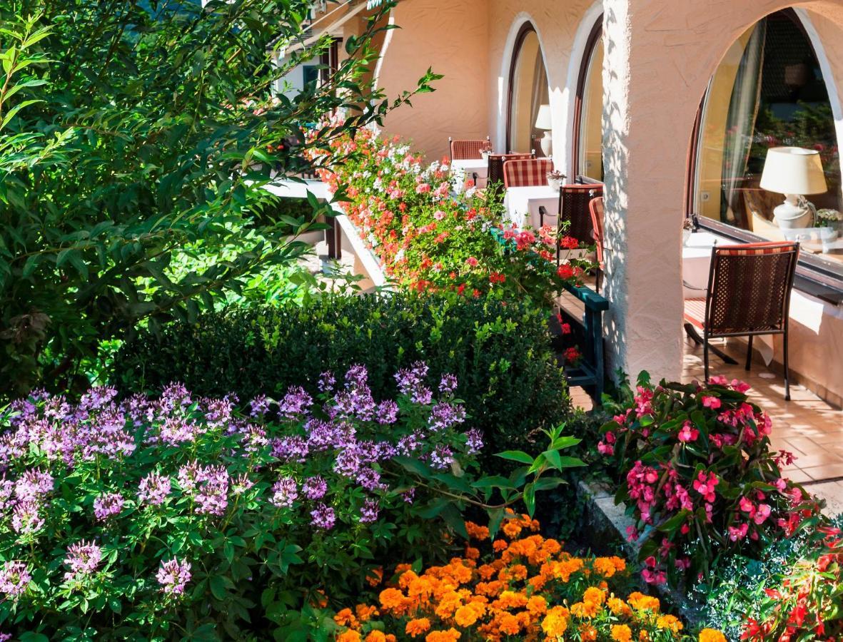 Relais & Chateaux Hotel Schwarzmatt Badenweiler Exterior photo