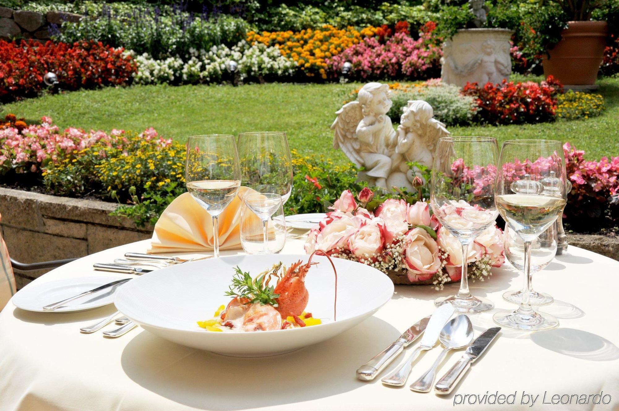 Relais & Chateaux Hotel Schwarzmatt Badenweiler Restaurant photo